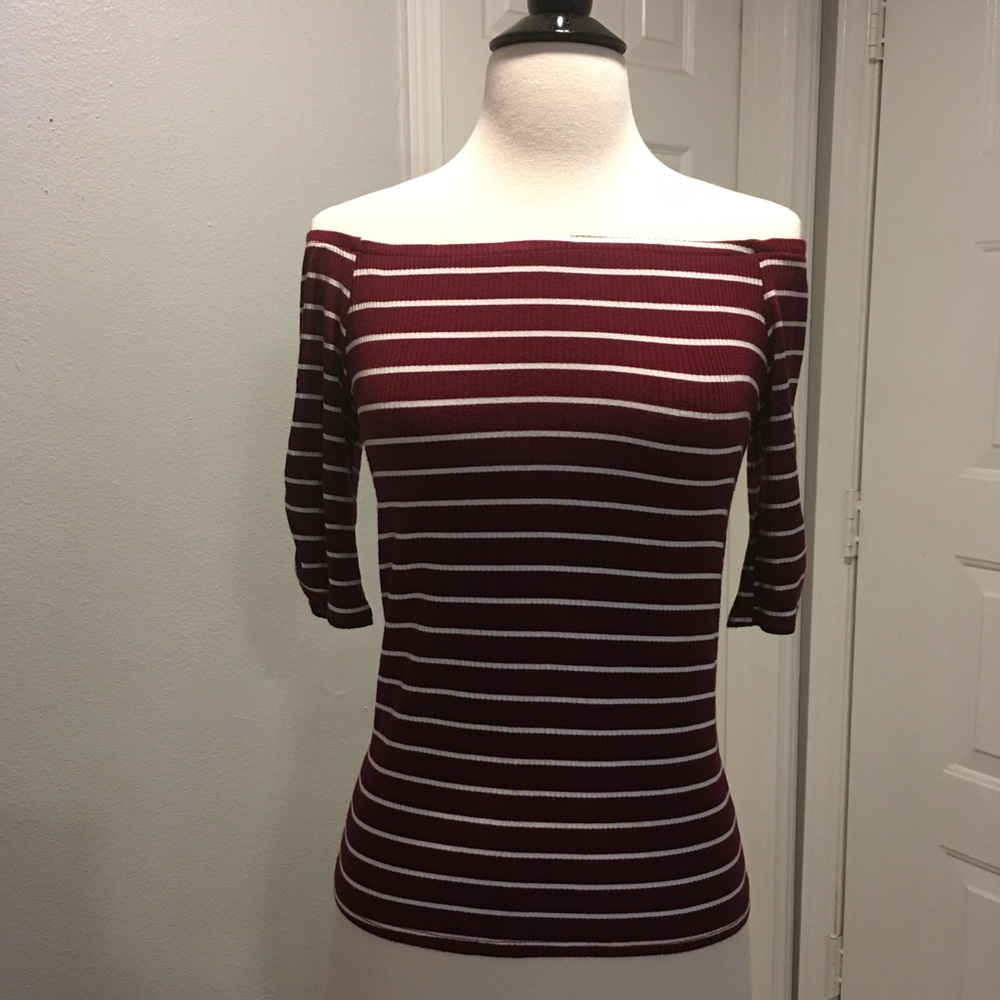 Off the shoulder half sleeve blouse by peppermint